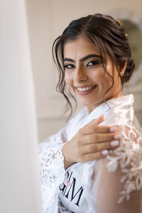 casamento-casar-noiva-noivo-vestido-make-maquiagem-cabelo-atelie-buque-padrinha-padrinho-espaço-studio-mãe-avó-foto-fotografias-retrato-fotografo-daniel-custodio-uberlandia-minas-gerais-amor-barbeiro-choffer-banda-buffet-cerimonial-chacara-padre-igreja-oi'