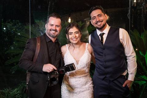 casamento-casar-noiva-noivo-vestido-make-maquiagem-cabelo-atelie-buque-padrinha-padrinho-espaço-studio-mãe-avó-foto-fotografias-retrato-fotografo-daniel-custodio-uberlandia-minas-gerais-amor-barbeiro-choffer-banda-buffet-cerimonial-chacara-padre-igreja-oi'