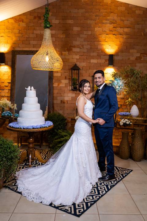 casamento-casar-noiva-noivo-vestido-make-maquiagem-cabelo-atelie-buque-padrinha-padrinho-espaço-studio-mãe-avó-foto-fotografias-retrato-fotografo-daniel-custodio-uberlandia-minas-gerais-amor-barbeiro-choffer-banda-buffet-cerimonial-chacara-padre-igreja-oi'