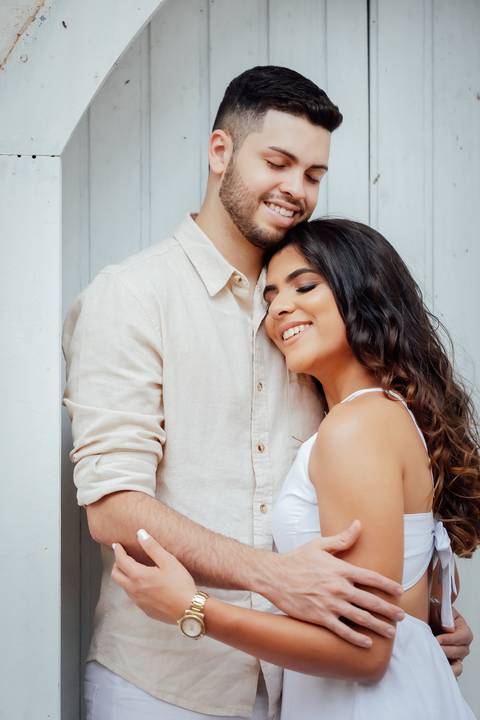 pre-wedding-ensaio-predio-centro-uberlandia-foto-fotografo-daniel-custodio-casar-casamento-make-noiva-noivo-festa-cerimonial-igreja-chacara-buffet-dj-buque-vestido-terno-barbeiro-minas-gerais-brasil-banda-fotos-externas-romantico-civil-aliança-love-amor-'