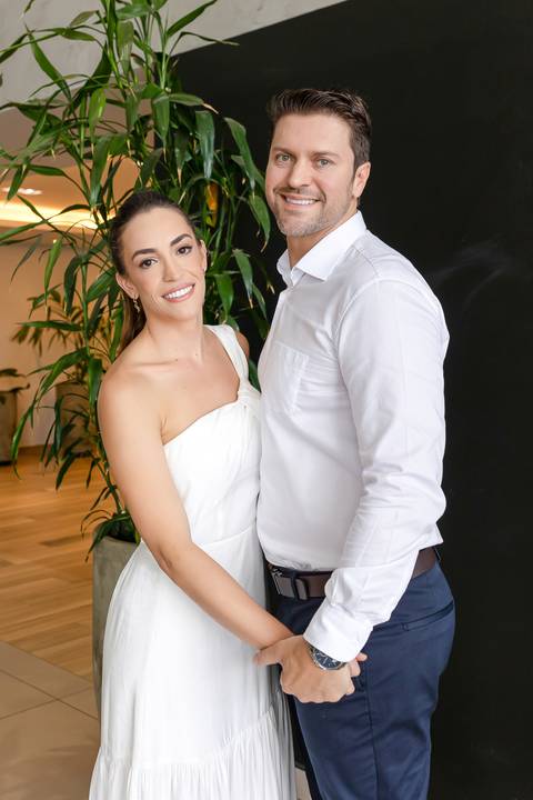 casamento-civil-cartorio-aliança-noiva-fotografo-daniel-custodio-foto-noivo-uberlandia-assinar-juiz-de-paz-buque-casar-civil-imagem-igreja-vestido-patio-sabia-sala-de-casamento-familia-padrinhos-madrinhas-dama-florista-mae-pai-irmao-amor-love-amar-eu-voce'