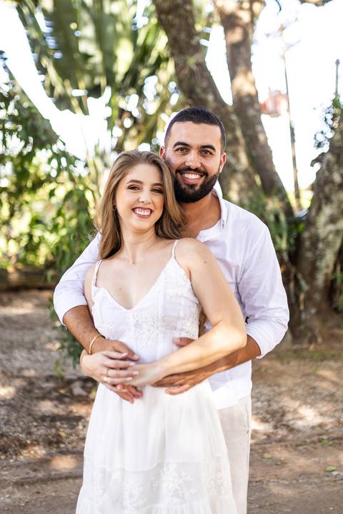 pre-wedding-ensaio-fotos-daniel-custodio-fotografo-uberlandia-aguai-são-paulo-casal-casamento-aliança-noiva-noivo-padrinha-madrinha-noivos-make-off-minas-gerais-buffet-buque-vestido-igreja-amor-love-fotos-stores-reels-instagram-igreja-chacara-festa-banda-'