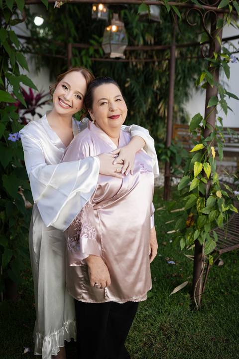 casamento-casar-noiva-make-buque-madrinha-brinde-espaço-fernanda-naves-chofer-vestido-cabelo-noivo-terno-madrinha-padrinho-daniel-custodio-uberlandia-minas-gerais-fotografo-chacara-coco-bambu-cerimonial-igreja-das-dores-decoração-musical-padre-aliança-'