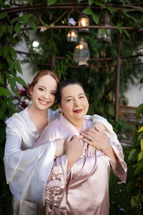 casamento-casar-noiva-make-buque-madrinha-brinde-espaço-fernanda-naves-chofer-vestido-cabelo-noivo-terno-madrinha-padrinho-daniel-custodio-uberlandia-minas-gerais-fotografo-chacara-coco-bambu-cerimonial-igreja-das-dores-decoração-musical-padre-aliança-'