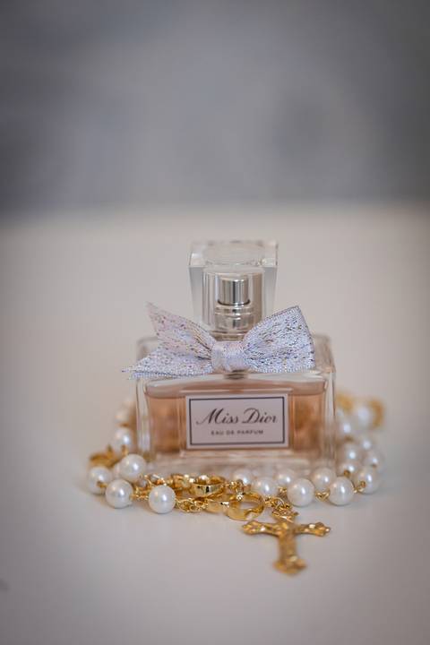 casamento-casar-noiva-make-buque-madrinha-brinde-espaço-fernanda-naves-chofer-vestido-cabelo-noivo-terno-madrinha-padrinho-daniel-custodio-uberlandia-minas-gerais-fotografo-chacara-coco-bambu-cerimonial-igreja-das-dores-decoração-musical-padre-aliança-'