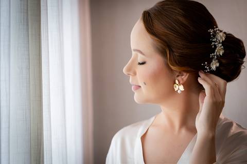 casamento-casar-noiva-make-buque-madrinha-brinde-espaço-fernanda-naves-chofer-vestido-cabelo-noivo-terno-madrinha-padrinho-daniel-custodio-uberlandia-minas-gerais-fotografo-chacara-coco-bambu-cerimonial-igreja-das-dores-decoração-musical-padre-aliança-'