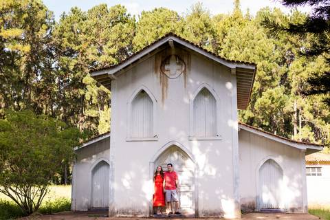 casamento-casar-noiva-make-buque-madrinha-brinde-espaço-fernanda-naves-chofer-vestido-cabelo-noivo-terno-madrinha-padrinho-daniel-custodio-uberlandia-minas-gerais-fotografo-chacara-coco-bambu-cerimonial-igreja-das-dores-decoração-musical-padre-aliança-'