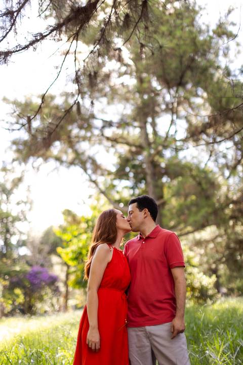 casamento-casar-noiva-make-buque-madrinha-brinde-espaço-fernanda-naves-chofer-vestido-cabelo-noivo-terno-madrinha-padrinho-daniel-custodio-uberlandia-minas-gerais-fotografo-chacara-coco-bambu-cerimonial-igreja-das-dores-decoração-musical-padre-aliança-'