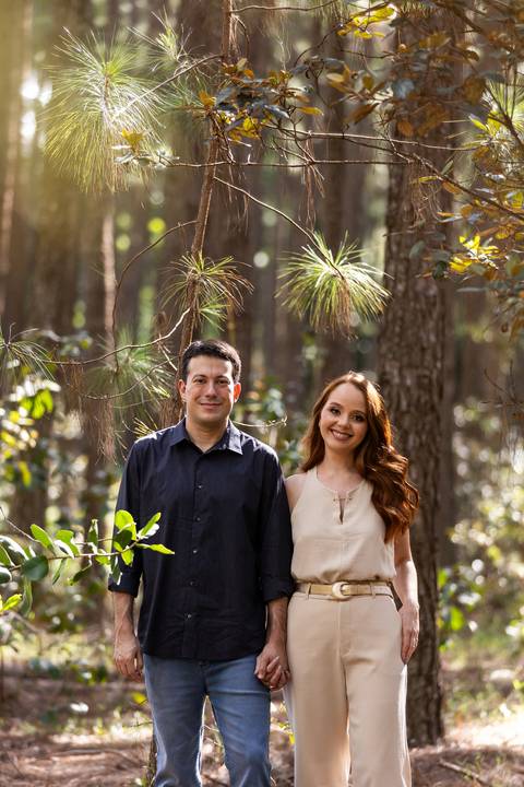 casamento-casar-noiva-make-buque-madrinha-brinde-espaço-fernanda-naves-chofer-vestido-cabelo-noivo-terno-madrinha-padrinho-daniel-custodio-uberlandia-minas-gerais-fotografo-chacara-coco-bambu-cerimonial-igreja-das-dores-decoração-musical-padre-aliança-'