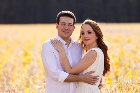 casamento-casar-noiva-make-buque-madrinha-brinde-espaço-fernanda-naves-chofer-vestido-cabelo-noivo-terno-madrinha-padrinho-daniel-custodio-uberlandia-minas-gerais-fotografo-chacara-coco-bambu-cerimonial-igreja-das-dores-decoração-musical-padre-aliança-'
