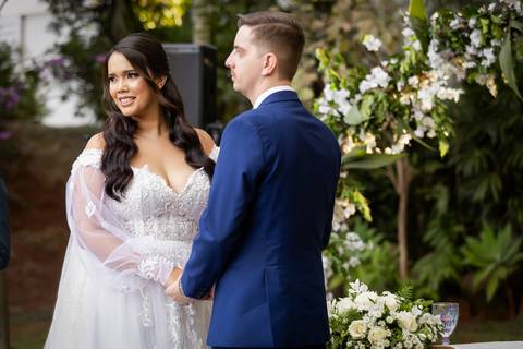 casamento-casar-cerimonia-make-noiva-noivo-vestido-terno-maquiagem-buque-vestido-daniel-custodio-fotografo-fotos-chacara-po-do-sol-uberlandia-minas-madrinha-padrinho-carro-lua-de-mel-banda-wedding-buffet-cerimonial-louge-brinde-doce-psita-dj-pista-love'