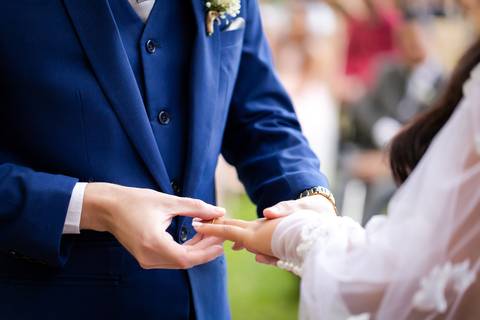 casamento-casar-cerimonia-make-noiva-noivo-vestido-terno-maquiagem-buque-vestido-daniel-custodio-fotografo-fotos-chacara-po-do-sol-uberlandia-minas-madrinha-padrinho-carro-lua-de-mel-banda-wedding-buffet-cerimonial-louge-brinde-doce-psita-dj-pista-love'