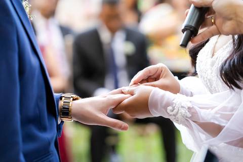 casamento-casar-cerimonia-make-noiva-noivo-vestido-terno-maquiagem-buque-vestido-daniel-custodio-fotografo-fotos-chacara-po-do-sol-uberlandia-minas-madrinha-padrinho-carro-lua-de-mel-banda-wedding-buffet-cerimonial-louge-brinde-doce-psita-dj-pista-love'