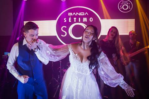 casamento-casar-cerimonia-make-noiva-noivo-vestido-terno-maquiagem-buque-vestido-daniel-custodio-fotografo-fotos-chacara-po-do-sol-uberlandia-minas-madrinha-padrinho-carro-lua-de-mel-banda-wedding-buffet-cerimonial-louge-brinde-doce-psita-dj-pista-love'