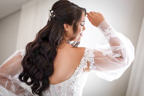 casamento-casar-cerimonia-make-noiva-noivo-vestido-terno-maquiagem-buque-vestido-daniel-custodio-fotografo-fotos-chacara-po-do-sol-uberlandia-minas-madrinha-padrinho-carro-lua-de-mel-banda-wedding-buffet-cerimonial-louge-brinde-doce-psita-dj-pista-love'