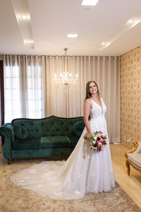 casamento-casar-cerimonia-make-noiva-noivo-vestido-terno-maquiagem-buque-vestido-daniel-custodio-fotografo-fotos-chacara-po-do-sol-uberlandia-minas-madrinha-padrinho-carro-lua-de-mel-banda-wedding-buffet-cerimonial-louge-brinde-doce-psita-dj-pista-love'