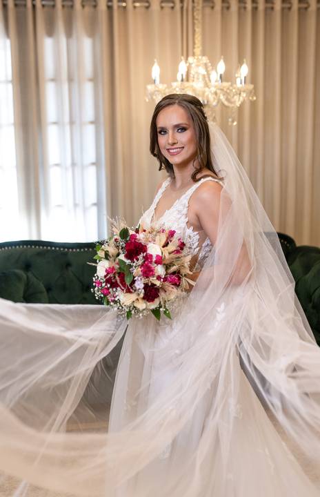 casamento-casar-cerimonia-make-noiva-noivo-vestido-terno-maquiagem-buque-vestido-daniel-custodio-fotografo-fotos-chacara-po-do-sol-uberlandia-minas-madrinha-padrinho-carro-lua-de-mel-banda-wedding-buffet-cerimonial-louge-brinde-doce-psita-dj-pista-love'