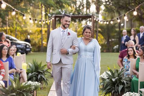 casamento-casar-cerimonia-make-noiva-noivo-vestido-terno-maquiagem-buque-vestido-daniel-custodio-fotografo-fotos-chacara-po-do-sol-uberlandia-minas-madrinha-padrinho-carro-lua-de-mel-banda-wedding-buffet-cerimonial-louge-brinde-doce-psita-dj-pista-love'