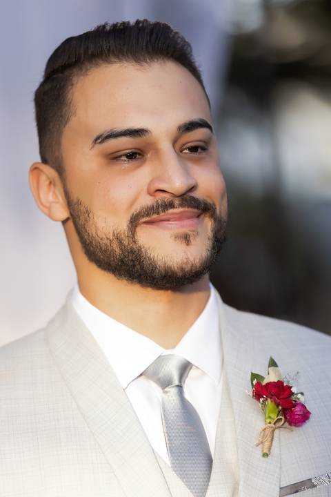 casamento-casar-cerimonia-make-noiva-noivo-vestido-terno-maquiagem-buque-vestido-daniel-custodio-fotografo-fotos-chacara-po-do-sol-uberlandia-minas-madrinha-padrinho-carro-lua-de-mel-banda-wedding-buffet-cerimonial-louge-brinde-doce-psita-dj-pista-love'