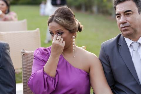 casamento-casar-cerimonia-make-noiva-noivo-vestido-terno-maquiagem-buque-vestido-daniel-custodio-fotografo-fotos-chacara-po-do-sol-uberlandia-minas-madrinha-padrinho-carro-lua-de-mel-banda-wedding-buffet-cerimonial-louge-brinde-doce-psita-dj-pista-love'