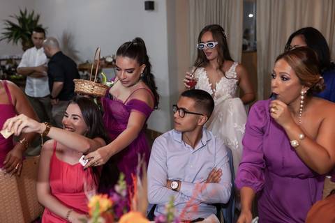 casamento-casar-cerimonia-make-noiva-noivo-vestido-terno-maquiagem-buque-vestido-daniel-custodio-fotografo-fotos-chacara-po-do-sol-uberlandia-minas-madrinha-padrinho-carro-lua-de-mel-banda-wedding-buffet-cerimonial-louge-brinde-doce-psita-dj-pista-love'