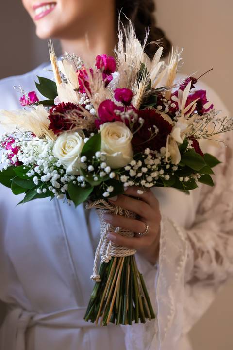 casamento-casar-cerimonia-make-noiva-noivo-vestido-terno-maquiagem-buque-vestido-daniel-custodio-fotografo-fotos-chacara-po-do-sol-uberlandia-minas-madrinha-padrinho-carro-lua-de-mel-banda-wedding-buffet-cerimonial-louge-brinde-doce-psita-dj-pista-love'