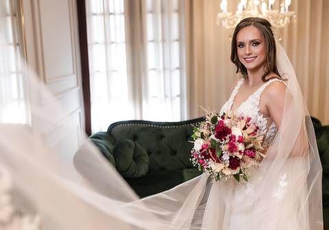 casamento-casar-cerimonia-make-noiva-noivo-vestido-terno-maquiagem-buque-vestido-daniel-custodio-fotografo-fotos-chacara-po-do-sol-uberlandia-minas-madrinha-padrinho-carro-lua-de-mel-banda-wedding-buffet-cerimonial-louge-brinde-doce-psita-dj-pista-love'