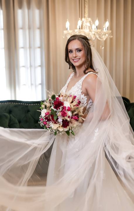 casamento-casar-cerimonia-make-noiva-noivo-vestido-terno-maquiagem-buque-vestido-daniel-custodio-fotografo-fotos-chacara-po-do-sol-uberlandia-minas-madrinha-padrinho-carro-lua-de-mel-banda-wedding-buffet-cerimonial-louge-brinde-doce-psita-dj-pista-love'