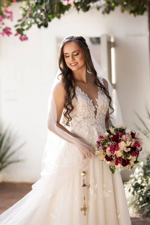 casamento-casar-cerimonia-make-noiva-noivo-vestido-terno-maquiagem-buque-vestido-daniel-custodio-fotografo-fotos-chacara-po-do-sol-uberlandia-minas-madrinha-padrinho-carro-lua-de-mel-banda-wedding-buffet-cerimonial-louge-brinde-doce-psita-dj-pista-love'