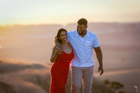 pre-wedding-ensaio-fotos-fotografias-casar-casal-noiva-noivo-daniel-custodio-uberlandia-make-off-madrinha-padrinho-igreja-chacara-buque-araxa-por-do-sol-fotografias-buffet-banda-dj-amor-love-maquiagem-buffet-salão-de-festa-minas-gerias-brasil-pista-terno'