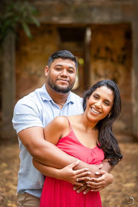 pre-wedding-ensaio-fotos-fotografias-casar-casal-noiva-noivo-daniel-custodio-uberlandia-make-off-madrinha-padrinho-igreja-chacara-buque-araxa-por-do-sol-fotografias-buffet-banda-dj-amor-love-maquiagem-buffet-salão-de-festa-minas-gerias-brasil-pista-terno'