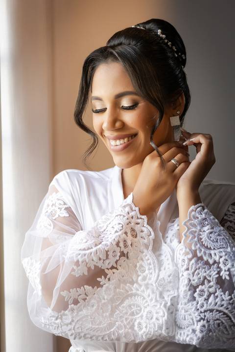 casamento-casar-noiva-make-vestido-buque-brinde-madrinha-dama-rainha-amor-fotografia-de-casamento-noivo-padrinho-chacara-love-cerimonial-igreja-por-do-sol-fotografo-fotos-dj-buffet-dança-uberlandia-minas-gerais-aliança-anel-banda-bar-buffet-buque-paixao- '