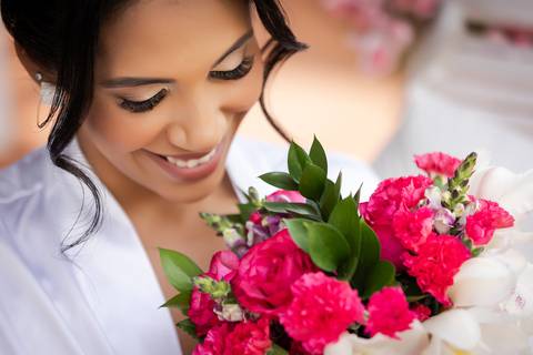 casamento-casar-noiva-make-vestido-buque-brinde-madrinha-dama-rainha-amor-fotografia-de-casamento-noivo-padrinho-chacara-love-cerimonial-igreja-por-do-sol-fotografo-fotos-dj-buffet-dança-uberlandia-minas-gerais-aliança-anel-banda-bar-buffet-buque-paixao- '