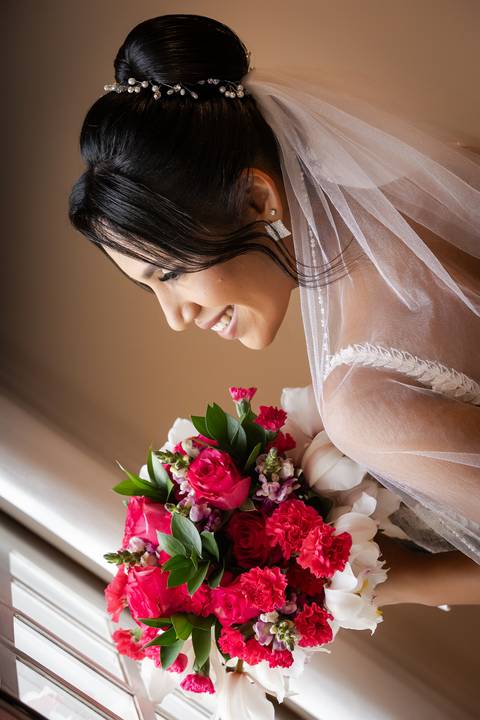 casamento-casar-noiva-make-vestido-buque-brinde-madrinha-dama-rainha-amor-fotografia-de-casamento-noivo-padrinho-chacara-love-cerimonial-igreja-por-do-sol-fotografo-fotos-dj-buffet-dança-uberlandia-minas-gerais-aliança-anel-banda-bar-buffet-buque-paixao- '