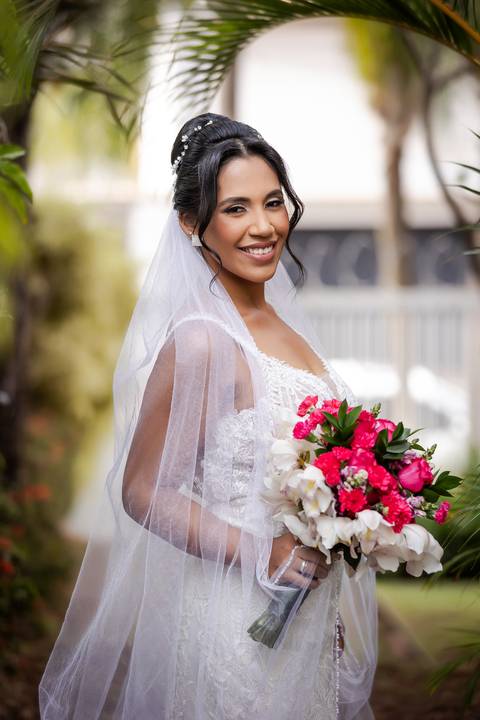 casamento-casar-noiva-make-vestido-buque-brinde-madrinha-dama-rainha-amor-fotografia-de-casamento-noivo-padrinho-chacara-love-cerimonial-igreja-por-do-sol-fotografo-fotos-dj-buffet-dança-uberlandia-minas-gerais-aliança-anel-banda-bar-buffet-buque-paixao- '