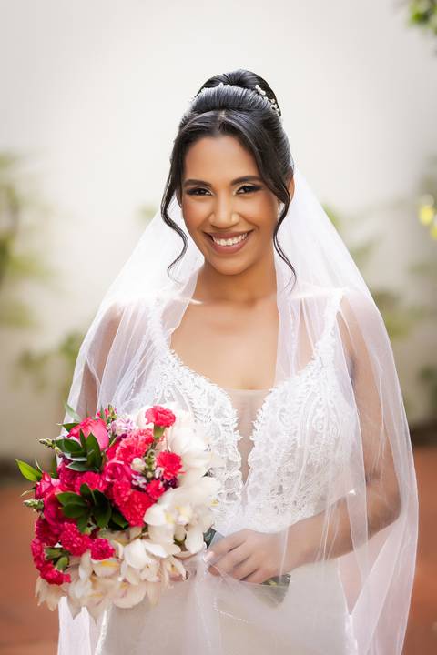 casamento-casar-noiva-make-vestido-buque-brinde-madrinha-dama-rainha-amor-fotografia-de-casamento-noivo-padrinho-chacara-love-cerimonial-igreja-por-do-sol-fotografo-fotos-dj-buffet-dança-uberlandia-minas-gerais-aliança-anel-banda-bar-buffet-buque-paixao- '