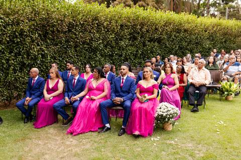 casamento-casar-noiva-make-vestido-buque-brinde-madrinha-dama-rainha-amor-fotografia-de-casamento-noivo-padrinho-chacara-love-cerimonial-igreja-por-do-sol-fotografo-fotos-dj-buffet-dança-uberlandia-minas-gerais-aliança-anel-banda-bar-buffet-buque-paixao- '