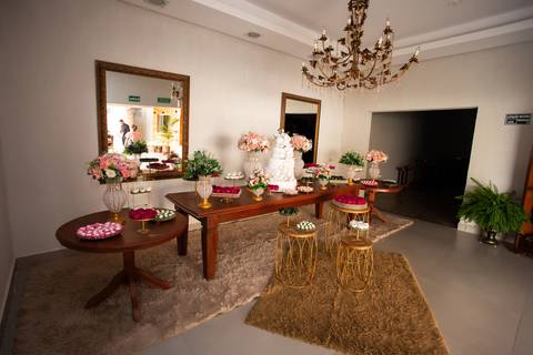 casar-noiva-vestido-make-cabelo-maquiagem-buque-madrinha-brinde-fotografo-fotos-fotografias-buque-aliança-civil-igreja-chacara-buffet-dança-banda-dj-por-do-sol-dama-drone-uberlandia-minas-gerais-amor-love-momento-unico-video-filmagem-mae-pai-filho-veio-oi'