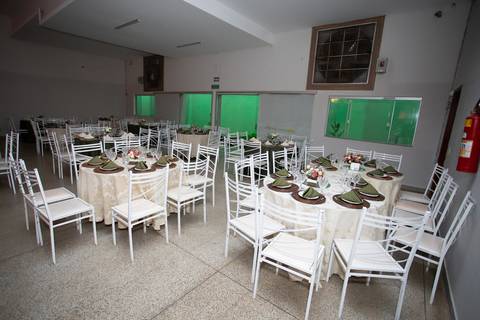 casar-noiva-vestido-make-cabelo-maquiagem-buque-madrinha-brinde-fotografo-fotos-fotografias-buque-aliança-civil-igreja-chacara-buffet-dança-banda-dj-por-do-sol-dama-drone-uberlandia-minas-gerais-amor-love-momento-unico-video-filmagem-mae-pai-filho-veio-oi'