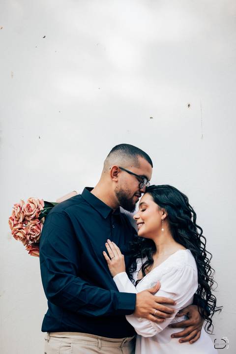 casamento-casar-noiva-make-vestido-buque-brinde-madrinha-dama-rainha-amor-fotografia-de-casamento-noivo-padrinho-chacara-love-cerimonial-igreja-por-do-sol-fotografo-fotos-dj-buffet-dança-uberlandia-minas-gerais-aliança-anel-banda-bar-buffet-buque-paixao- '