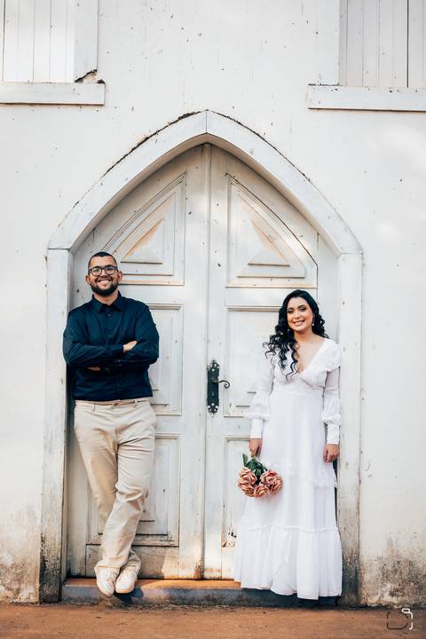 casamento-casar-noiva-make-vestido-buque-brinde-madrinha-dama-rainha-amor-fotografia-de-casamento-noivo-padrinho-chacara-love-cerimonial-igreja-por-do-sol-fotografo-fotos-dj-buffet-dança-uberlandia-minas-gerais-aliança-anel-banda-bar-buffet-buque-paixao- '