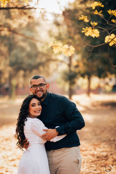 casamento-casar-noiva-make-vestido-buque-brinde-madrinha-dama-rainha-amor-fotografia-de-casamento-noivo-padrinho-chacara-love-cerimonial-igreja-por-do-sol-fotografo-fotos-dj-buffet-dança-uberlandia-minas-gerais-aliança-anel-banda-bar-buffet-buque-paixao- '