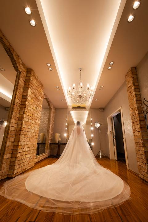 casamento-casar-cerimonia-noiva-vestido-atelie-buque-make-off-maquiagem-fotografo-daniel-custodio-madrinha-dama-cabelo-noivo-padrinho-carro-festa-terno-chacra-bufft-atelie-mae-pai-por-do-sol-love-amor-wedding-brinde-padre-igreja-brinco-sapato-aliança-love'