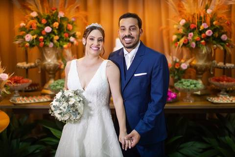 casamento-casar-cerimonia-noiva-vestido-atelie-buque-make-off-maquiagem-fotografo-daniel-custodio-madrinha-dama-cabelo-noivo-padrinho-carro-festa-terno-chacra-bufft-atelie-mae-pai-por-do-sol-love-amor-wedding-brinde-padre-igreja-brinco-sapato-aliança-love'