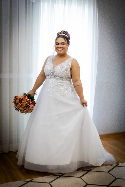 casamento-casar-cerimonia-noiva-vestido-atelie-buque-make-off-maquiagem-fotografo-daniel-custodio-madrinha-dama-cabelo-noivo-padrinho-carro-festa-terno-chacra-bufft-atelie-mae-pai-por-do-sol-love-amor-wedding-brinde-padre-igreja-brinco-sapato-aliança-love'