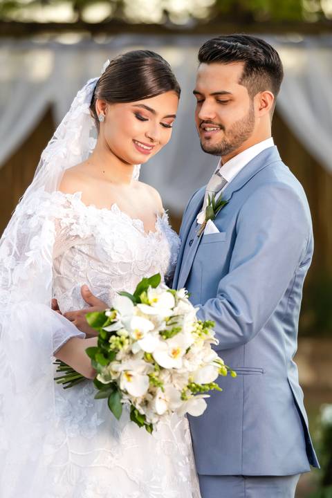 casamento-casar-cerimonia-noiva-vestido-atelie-buque-make-off-maquiagem-fotografo-daniel-custodio-madrinha-dama-cabelo-noivo-padrinho-carro-festa-terno-chacra-bufft-atelie-mae-pai-por-do-sol-love-amor-wedding-brinde-padre-igreja-brinco-sapato-aliança-love'