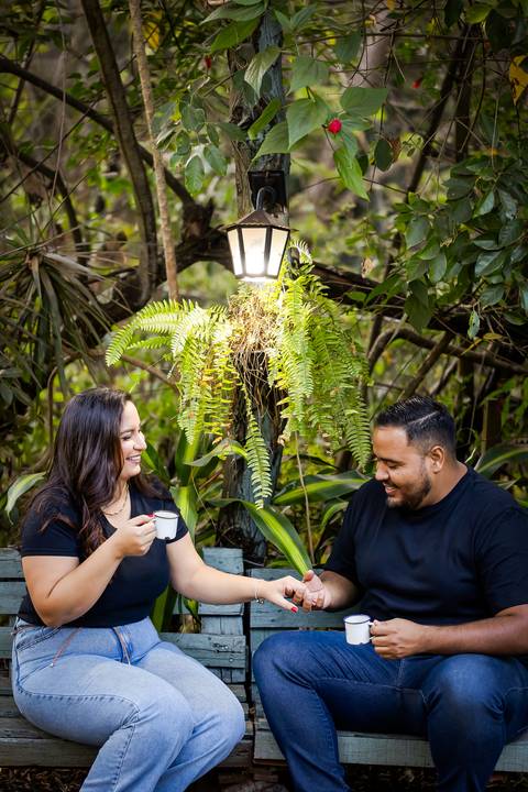 casamento-casar-cerimonia-noiva-vestido-atelie-buque-make-off-maquiagem-fotografo-daniel-custodio-madrinha-dama-cabelo-noivo-padrinho-carro-festa-terno-chacra-bufft-atelie-mae-pai-por-do-sol-love-amor-wedding-brinde-padre-igreja-brinco-sapato-aliança-love'