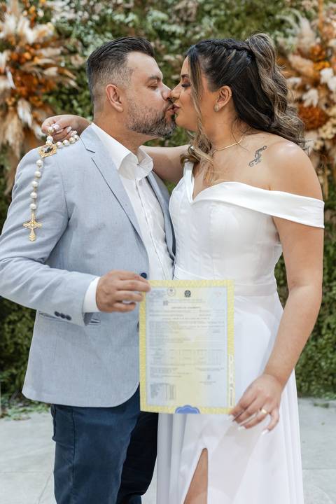 casamento-civil-cartorio-aliança-noiva-noivo-madrinha-padrinho-vestido-foto-fotografo-buque-make-vestido-casar-love-uberlandia-daniel-custodio-patio-sabia-uberlandia-araguari-minas-gerais-sorriso-cerimonia-cerimonial-mãe-pai-anel-certidão-assinatura-amor'