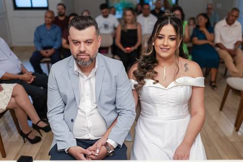 casamento-civil-cartorio-aliança-noiva-noivo-madrinha-padrinho-vestido-foto-fotografo-buque-make-vestido-casar-love-uberlandia-daniel-custodio-patio-sabia-uberlandia-araguari-minas-gerais-sorriso-cerimonia-cerimonial-mãe-pai-anel-certidão-assinatura-amor'