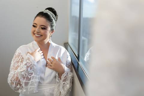 casamento-nova-ponte-casar-noiva-vestido-cerimonia-make-off-noivo-maquiagem-fernanda-naves-daniel-custodio-fotografo-madrinha-padrinho-DJ-buffet-cerimonial-fotos-daniel-custodio-minas-gerias-terno-dança-fotografias-buque-dama-padre-chacara-amor-love-mãe'